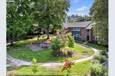 235 NE 61st Ave #36, Portland, OR 97213 - Photo 20