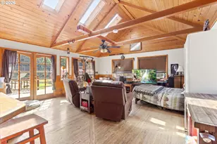 928 Old Stage Rd, Wolf Creek, OR 97497 - Photo 34