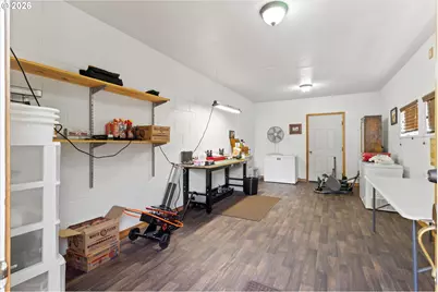 928 Old Stage Rd, Wolf Creek, OR 97497 - Photo 32
