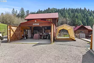 928 Old Stage Rd, Wolf Creek, OR 97497 - Photo 44