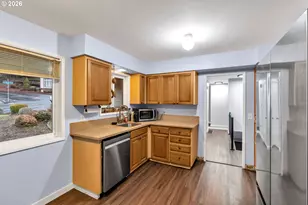 1320 SW 31st St, Gresham, OR 97080 - Photo 16