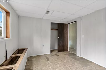 1320 SW 31st St, Gresham, OR 97080 - Photo 30