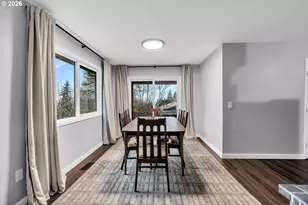 1320 SW 31st St, Gresham, OR 97080 - Photo 10