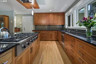 1847 Woodland Terrace, Lake Oswego, OR 97034 - Photo 16