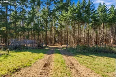 24615 NW Pederson Rd, Hillsboro, OR 97124 - Photo 34