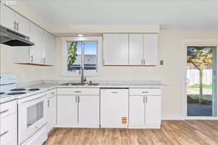 4655 Crown Ct, Salem, OR 97301 - Photo 8