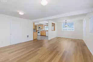 561 W Olive St, Newport, OR 97365 - Photo 44