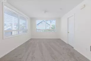 561 W Olive St, Newport, OR 97365 - Photo 20