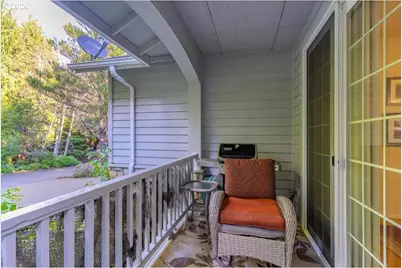 140 SW Gull Sta, Depoe Bay, OR 97341 - Photo 16