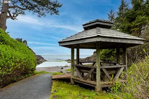 140 SW Gull Sta, Depoe Bay, OR 97341 - Photo 44