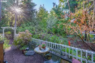 140 SW Gull Sta, Depoe Bay, OR 97341 - Photo 4