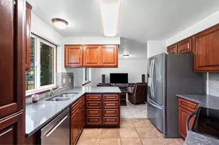 5189 Rosewood St, Lake Oswego, OR 97035 - Photo 8