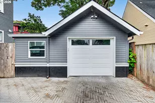 534 SE 15th Ave, Portland, OR 97214 - Photo 2