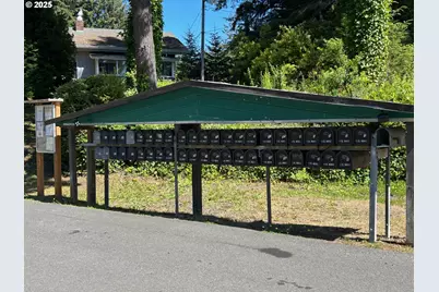 5170 Grand Ave #19, Florence, OR 97439 - Photo 38