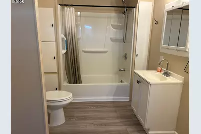 5170 Grand Ave #19, Florence, OR 97439 - Photo 18