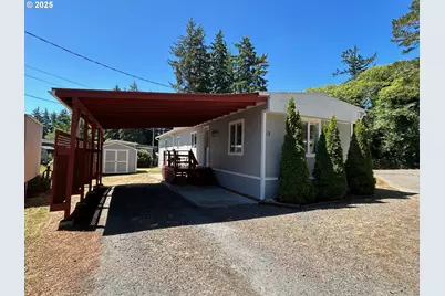 5170 Grand Ave #19, Florence, OR 97439 - Photo 4