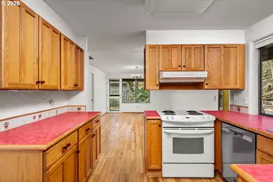 5955 SW Glenbrook Rd, Beaverton, OR 97007 - Photo 12