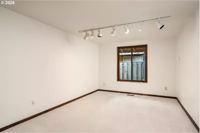 5955 SW Glenbrook Rd, Beaverton, OR 97007 - Photo 28