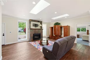 106 Hansen Ln, Eugene, OR 97404 - Photo 8