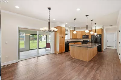 106 Hansen Ln, Eugene, OR 97404 - Photo 6