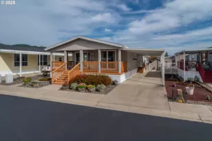 1000 E Central Ave, Sutherlin, OR 97479 - Photo 2