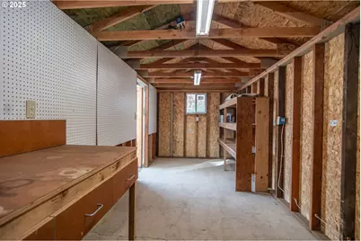 1000 E Central Ave, Sutherlin, OR 97479 - Photo 38