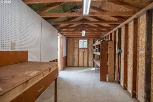 1000 E Central Ave, Sutherlin, OR 97479 - Photo 38