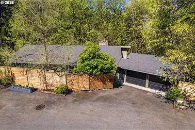 2637 SW Patton Ct, Portland, OR 97201 - Photo 32
