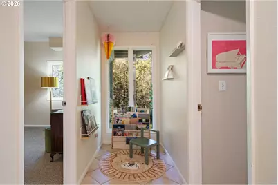 2637 SW Patton Ct, Portland, OR 97201 - Photo 18