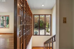 2637 SW Patton Ct, Portland, OR 97201 - Photo 18