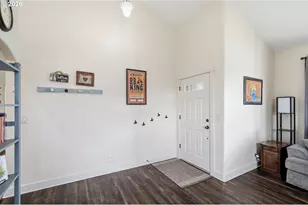 1076 S 40th Pl, Springfield, OR 97478 - Photo 46