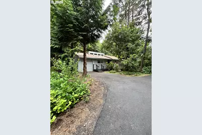 190 SW The Pines Dr, Depoe Bay, OR 97341 - Photo 2