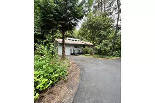 190 SW The Pines Dr, Depoe Bay, OR 97341 - Photo 2