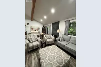190 SW The Pines Dr, Depoe Bay, OR 97341 - Photo 4