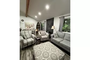 190 SW The Pines Dr, Depoe Bay, OR 97341 - Photo 4