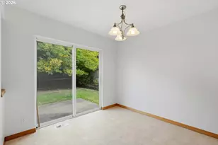 801 E Hilltop Dr, Newberg, OR 97132 - Photo 18