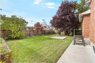 139 SW I St, Grants Pass, OR 97526 - Photo 46
