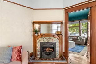 139 SW I St, Grants Pass, OR 97526 - Photo 6