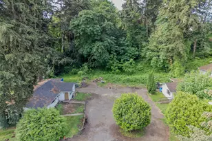 2705 E 19th St, Vancouver, WA 98661 - Photo 2