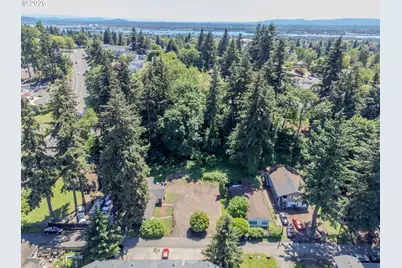 2705 E 19th St, Vancouver, WA 98661 - Photo 16