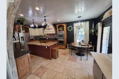 141 Plat M Rd, Sutherlin, OR 97479 - Photo 8