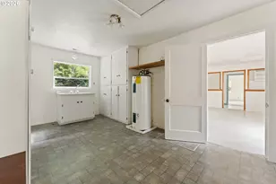 67085 Marlow Creek Rd, Coos Bay, OR 97420 - Photo 18