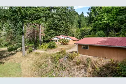 67085 Marlow Creek Rd, Coos Bay, OR 97420 - Photo 32
