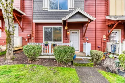 38573 Cascadia Village Dr, Sandy, OR 97055 - Photo 2