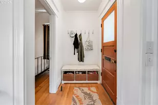 1124 SE 35th Ave, Portland, OR 97214 - Photo 4