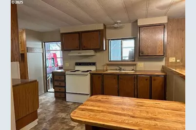 124625 Bunny Butte Rd, Crescent Lake, OR 97733 - Photo 6