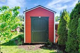 318 Koons St, Silverton, OR 97381 - Photo 48