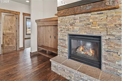 16660 SW Ranchview Ct, Powell Butte, OR 97753 - Photo 6