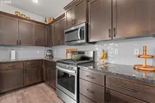 59551 Emerald Loop, Saint Helens, OR 97051 - Photo 6