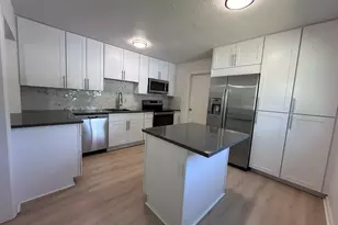 3030 Doughton St S, Salem, OR 97302 - Photo 4